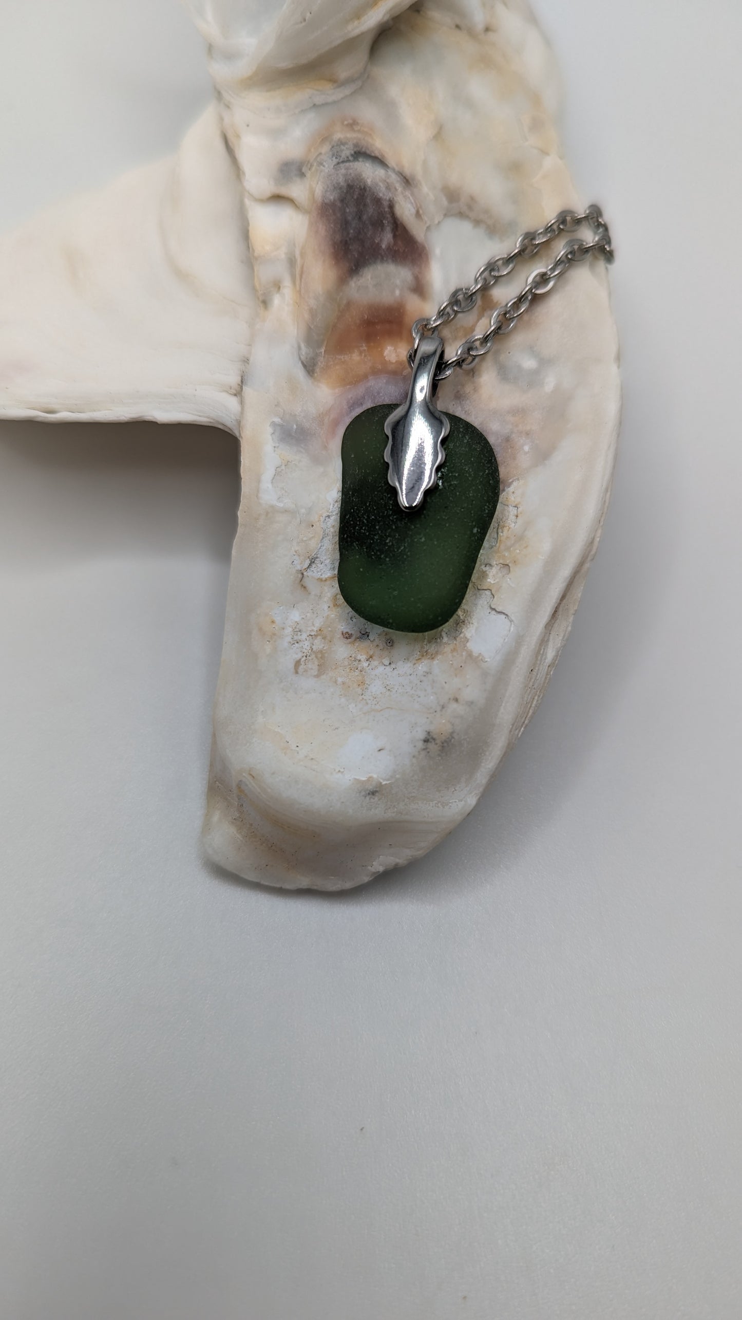Green genuine beach seaglass pendant, seaglass jewelry, seaglass necklace